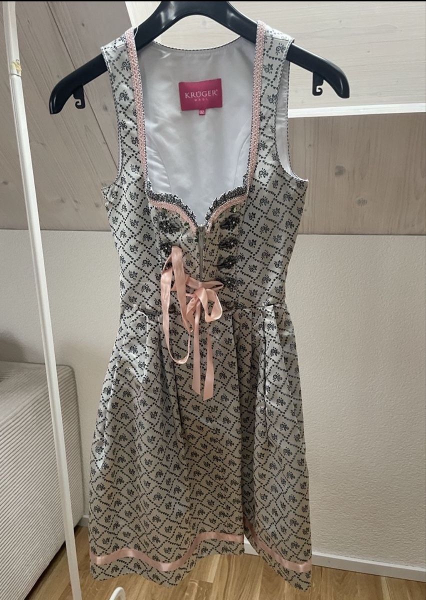 Krüger Vestiti: Krüger Dirndl – Usato da Bauma venduto da darco.monnerini 2