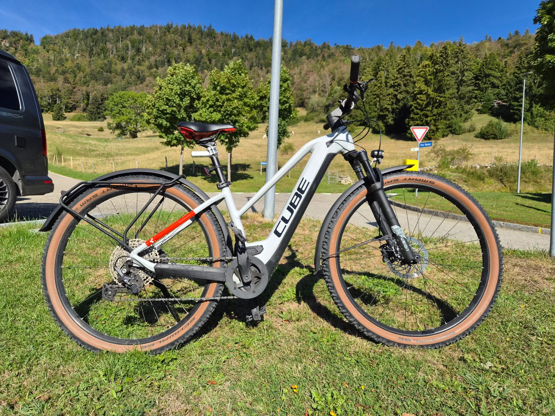 Cube Velos: Vélo électrique CUBE VTT Bosch Performance CX bon état – Gebraucht aus Le Fuet von joh_z92n