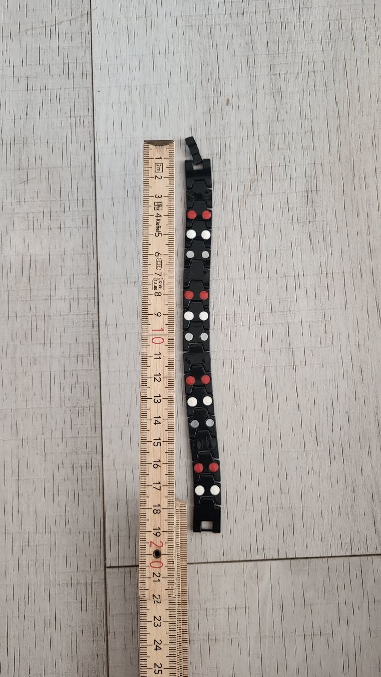 Armbänder & -reifen: Armband schwarz mit Motiven  – Neu (gemäss Beschreibung) aus zürich von wuscheli0102