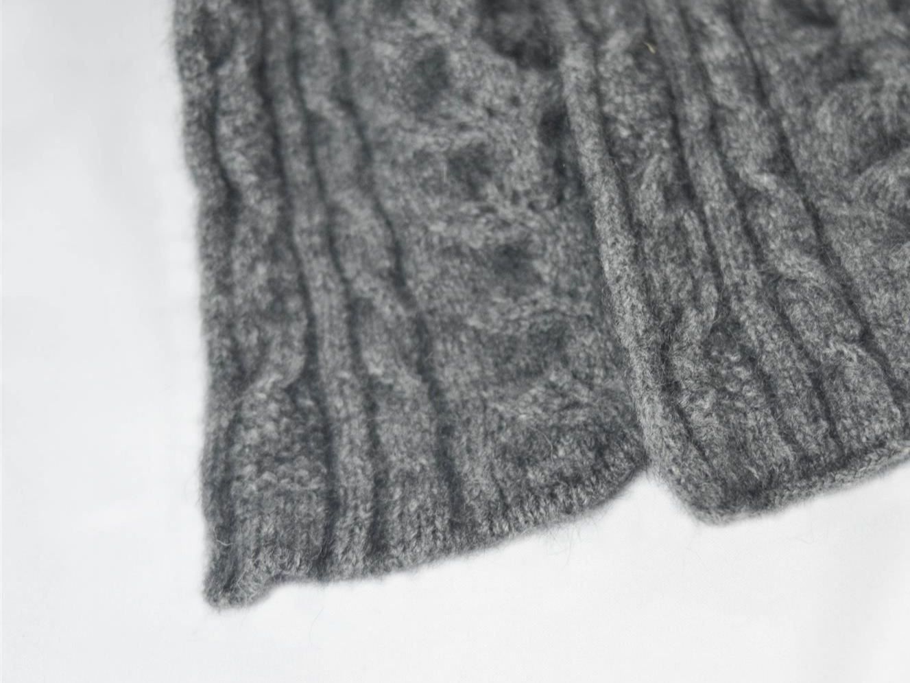 Foulard & Sciarpe: Possum Halstuch Ajour-Muster grau – Nuovo e nell'imballaggio originale da Zollikofen venduto da marys-choice 1