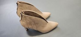 Elegante Wildleder Stiefeletten, beige, Grösse 39