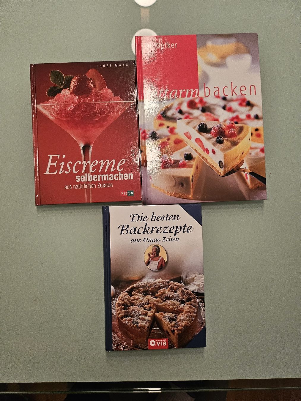 Bücher: 3 Backbücher: Torten, Kuchen, Eis, einfach backen – Gebraucht aus Bettlach von tiz_vdb2