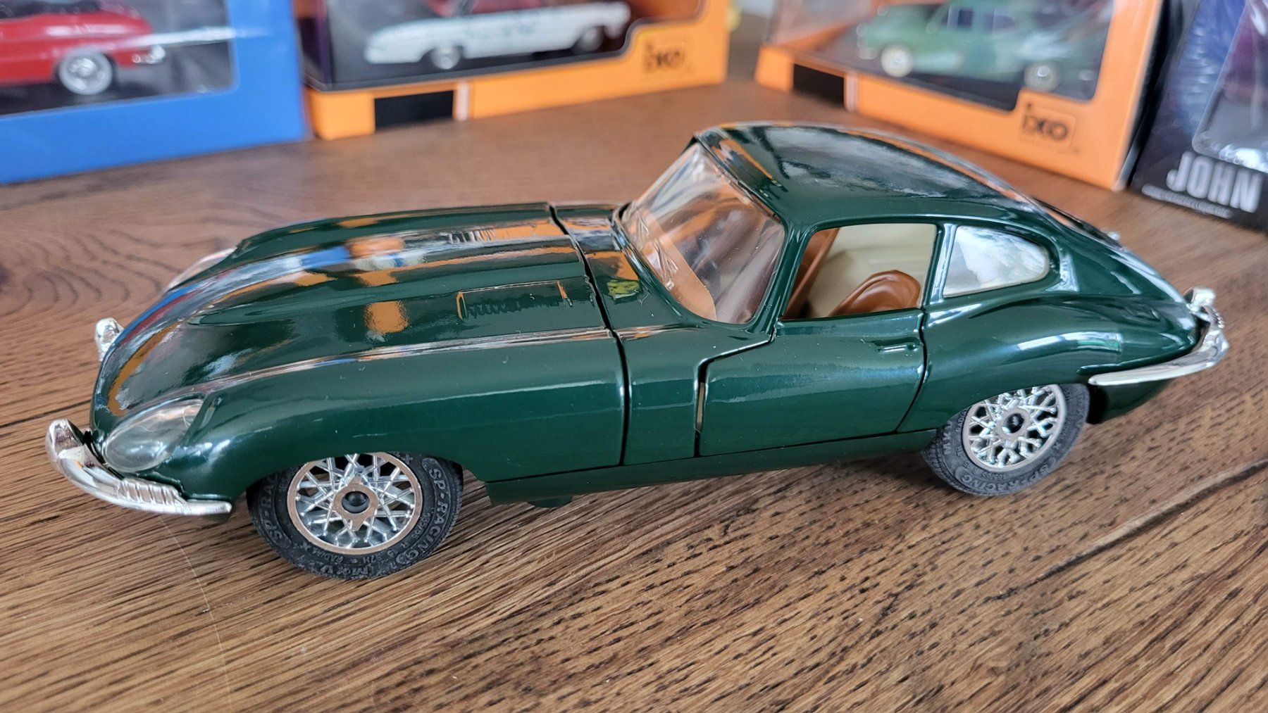 Modellini d'auto: Jaguar E 1:24 Tchibo – Usato da Rothrist venduto da Juana5