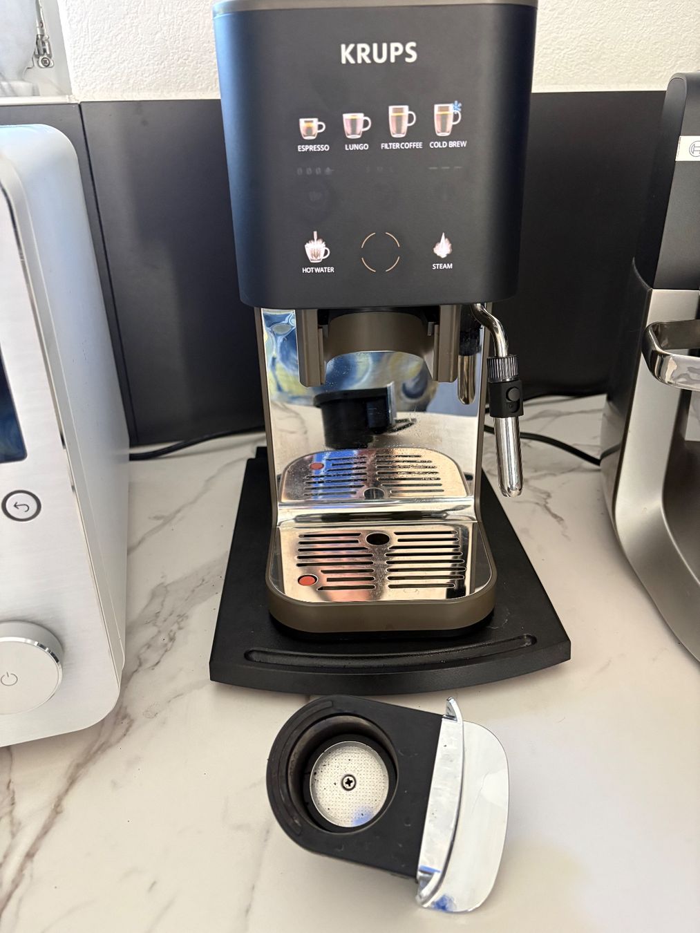 Macchine per caffè & Macchine per espresso: Krups COFFEE CRUSH EXPERIENCE – Nuovo (secondo la descrizione) da Wigoltingen venduto da Glentab 1