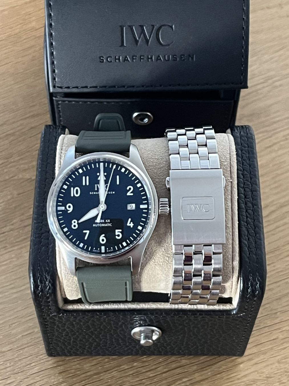 IWC Orologi: IWC Mark XX Automatic mit Stahlband, 2 Bänder und Box – Usato da Mols venduto da Mountain_Picture 1