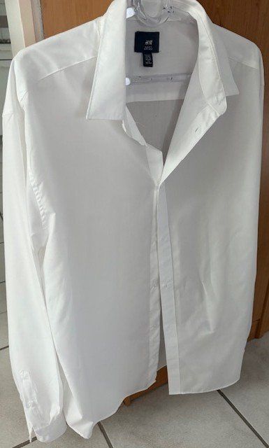 H&M Hemden: weisses Herrenhemd in Grösse XXL – Neu (gemäss Beschreibung) aus Würenlingen von Delfinli1 2