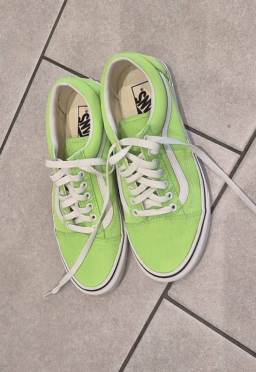 Scarpe da donna: VEN-SNEAKER ( NEU ) – Usato da Zofingen venduto da sofia67 2
