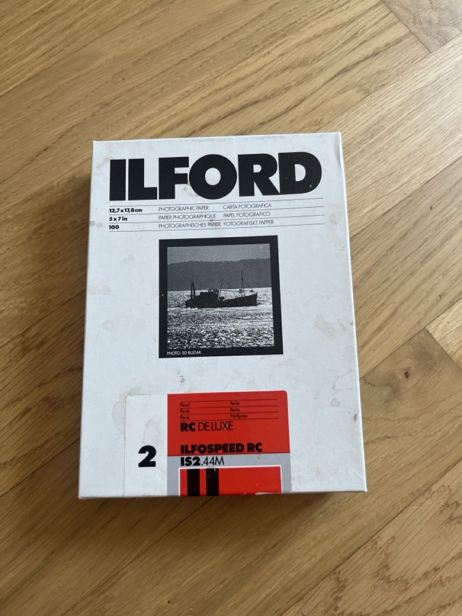 Ilford Carta: Papier photo ILFORD – Difettoso da Fontaines NE venduto da madamezo