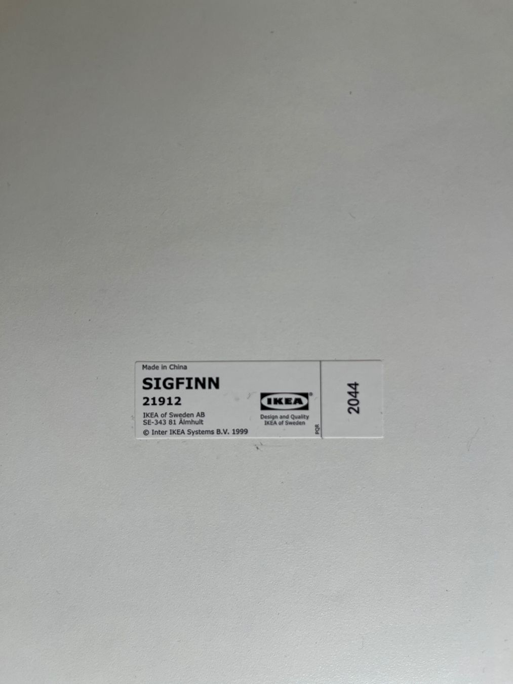 Staffa per monitor: Ikea Sigfinn - Monitorerhöhung, weiss – Usato da St. Ursen venduto da Stepz 1