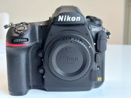 Nikon D850 Kamera – nur 5'391 Auslösungen, topp Zustand