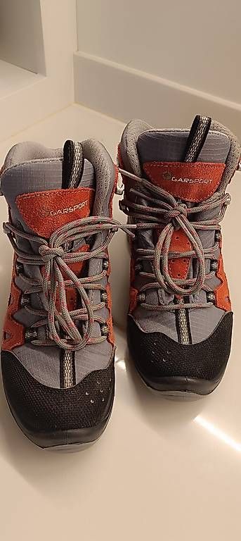 Scarpe per ragazzi: Scarponi Garsport misura 33 – Usato da  venduto da  2