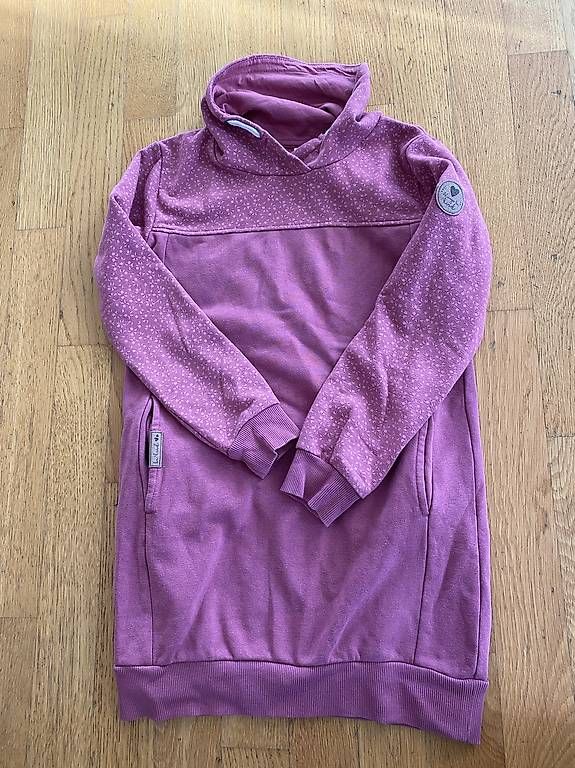 Pulls et sweat-shirts: Pullover lang 134/140 – D'occasion à Längenbühl par Sone8