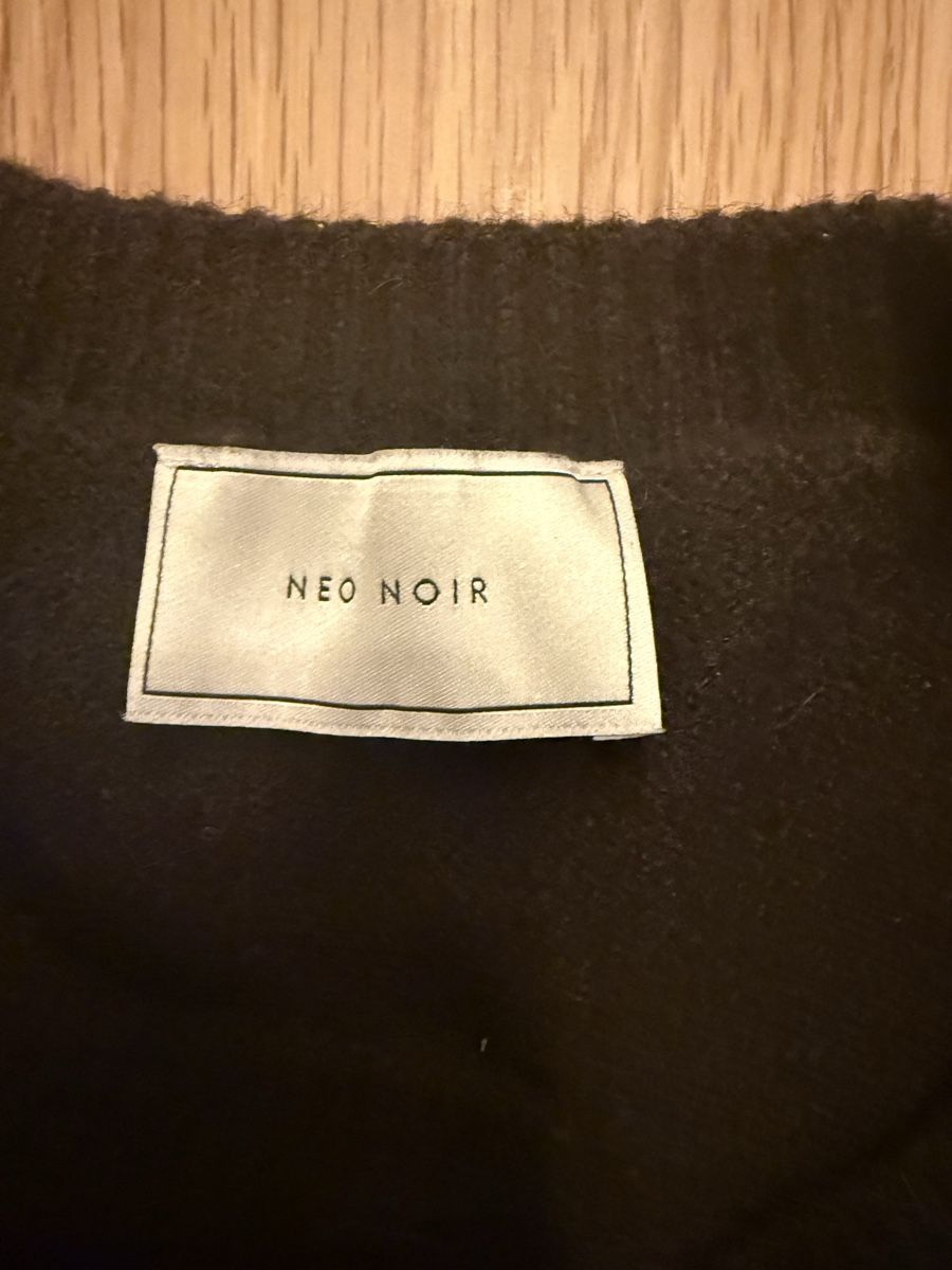 Giacche: Cozy Neo Noir Cardigan – Usato da Emmenbrücke venduto da jan_nx7j 1