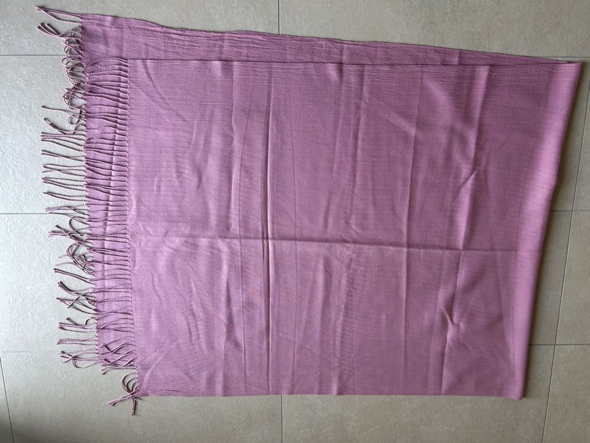 Foulards, Tücher & Schals: Écharpe Pashima – Gebraucht aus Founex von etswang
