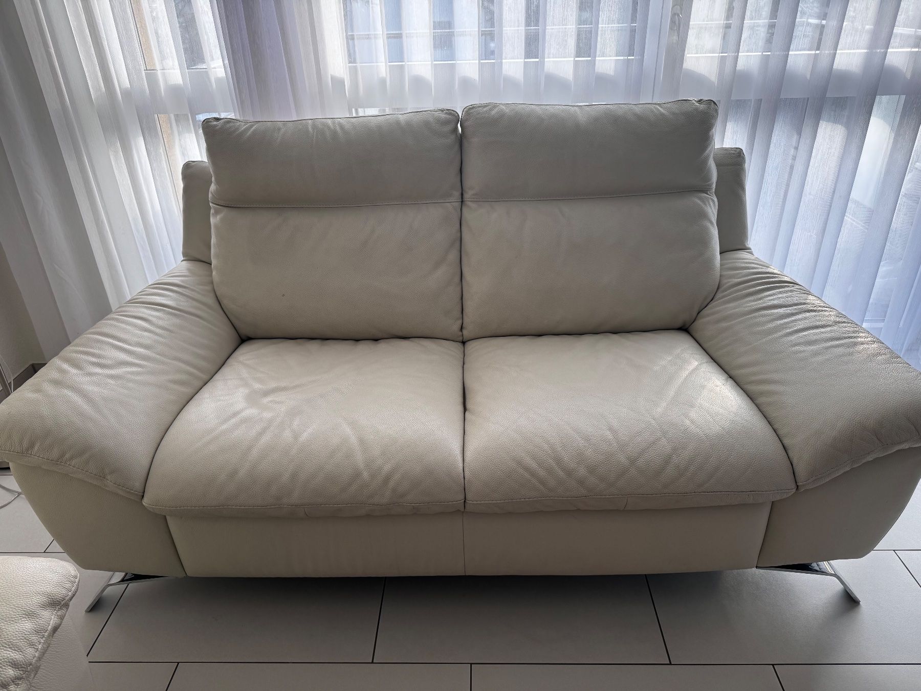 Pfister Sofas: Ledersofa 3er & 2-Sitzer – Gebraucht aus Brüttisellen von ahmetimuhamet91