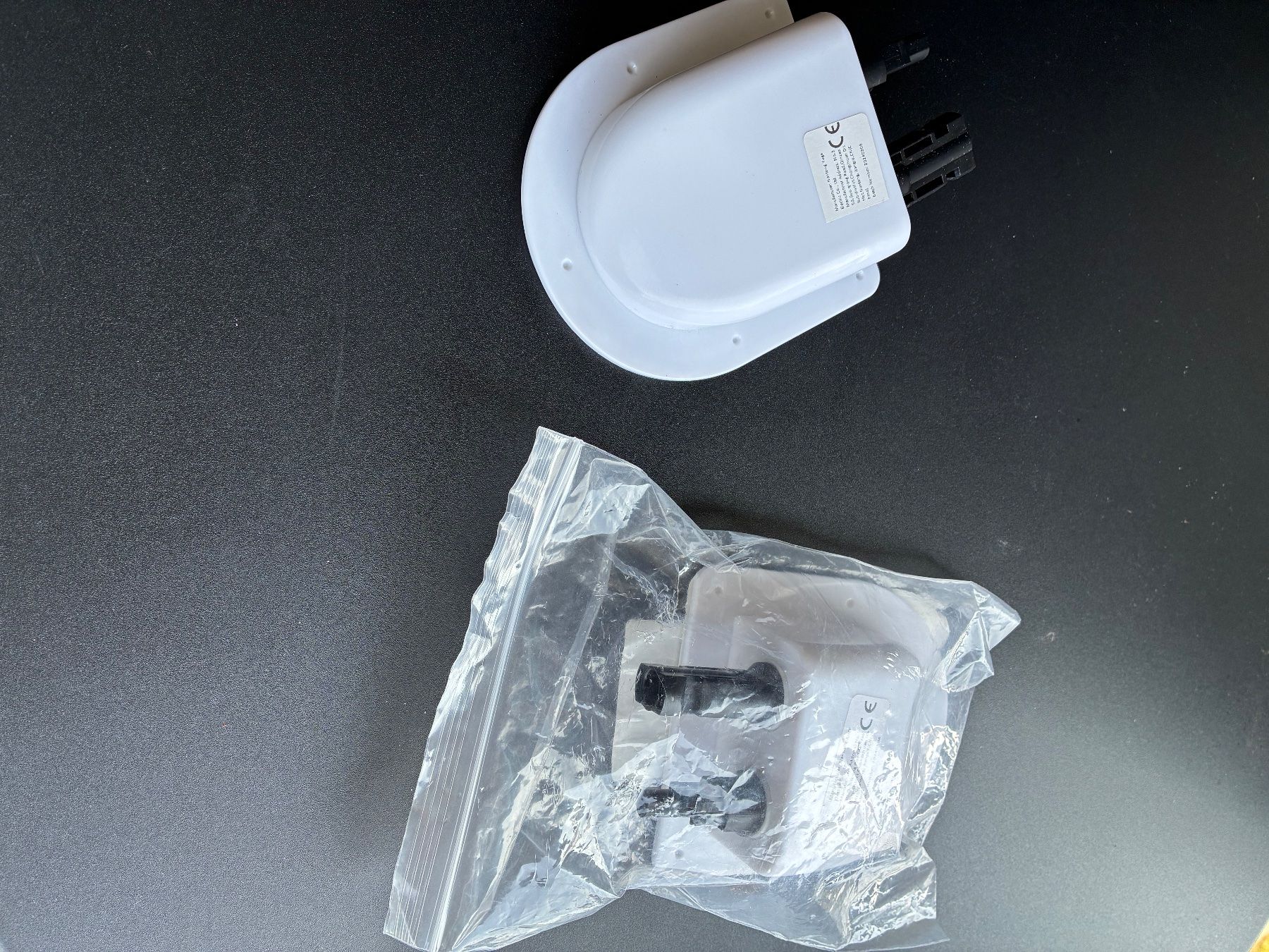 Accessori per altri veicoli: Dachdurchführungen einfach + doppelt + Kabel – Nuovo (secondo la descrizione) da Deitingen venduto da probe225 6