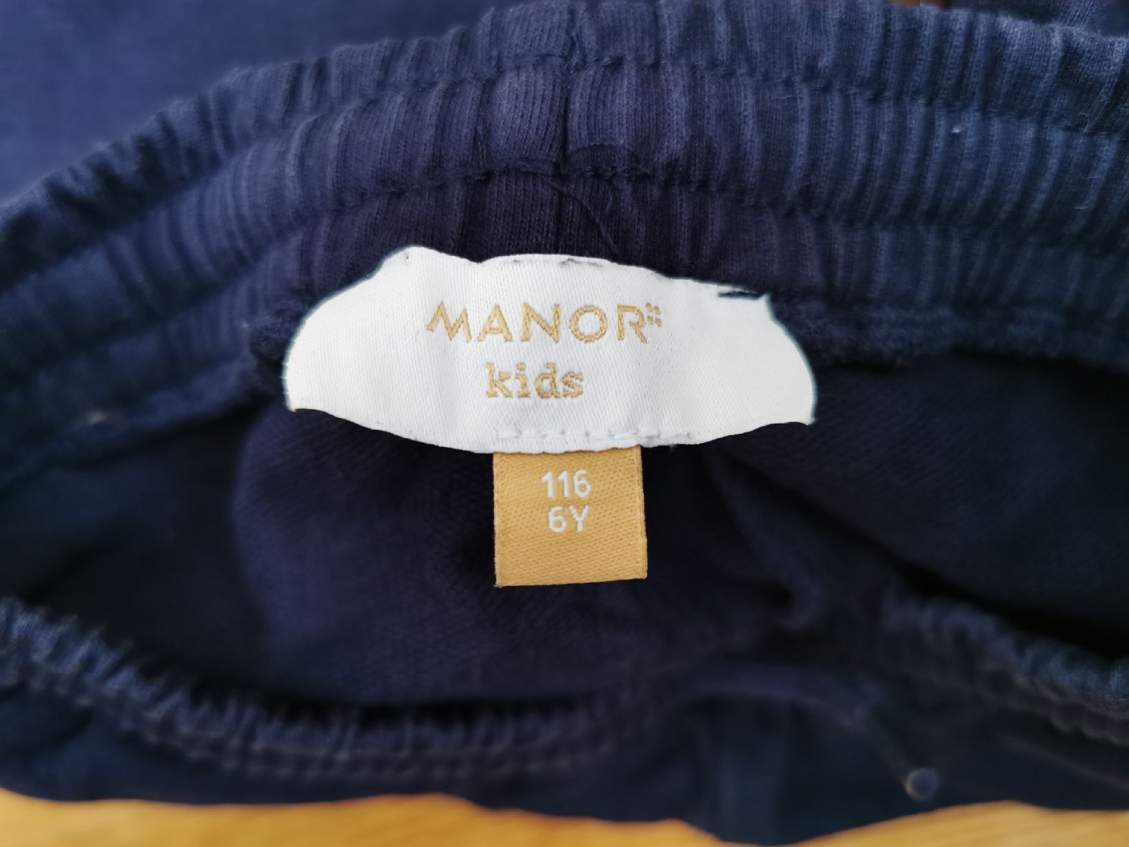 Manor Pantaloni: Manor Shorts mit Smiley, Grösse 116, 100% Baumwolle – Usato da Seuzach venduto da Tureda 3