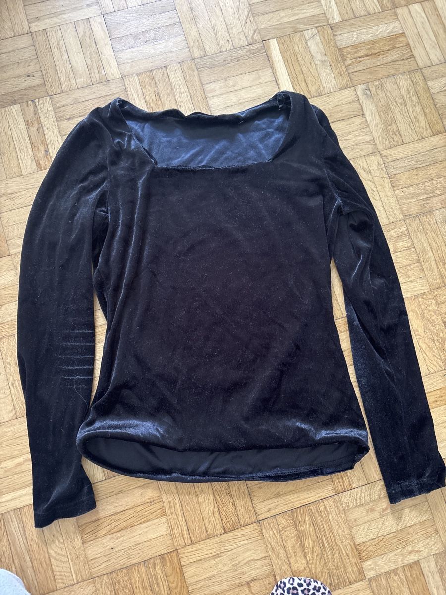 Shein Top: Samt Oberteil - grösse S – Usato da Bern venduto da ser_6vm5