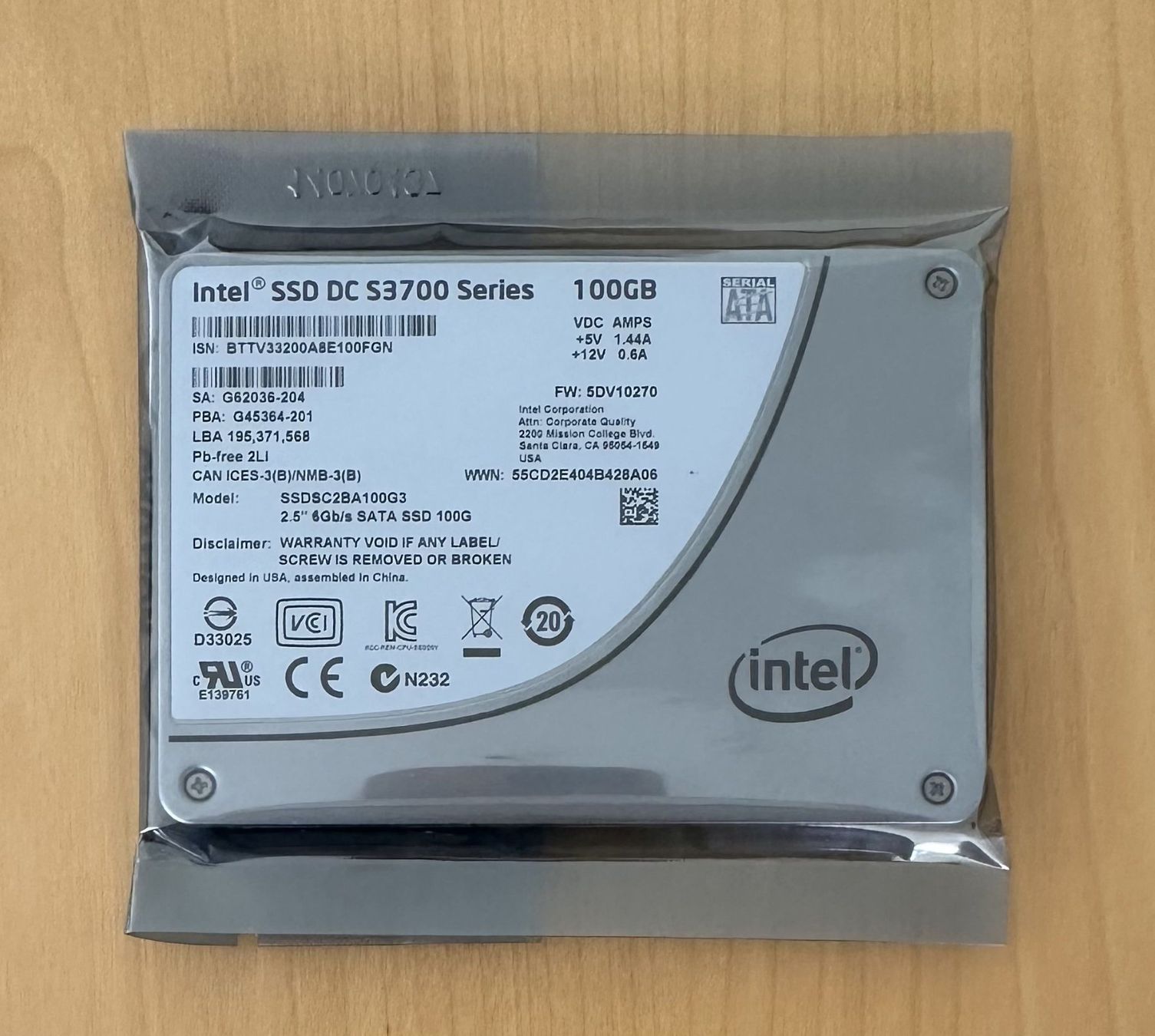 Intel Dischi rigidi: Intel / SSD / DC S3700 / 100 GB / NEU – Nuovo e nell'imballaggio originale da Dielsdorf venduto da Empowered 1