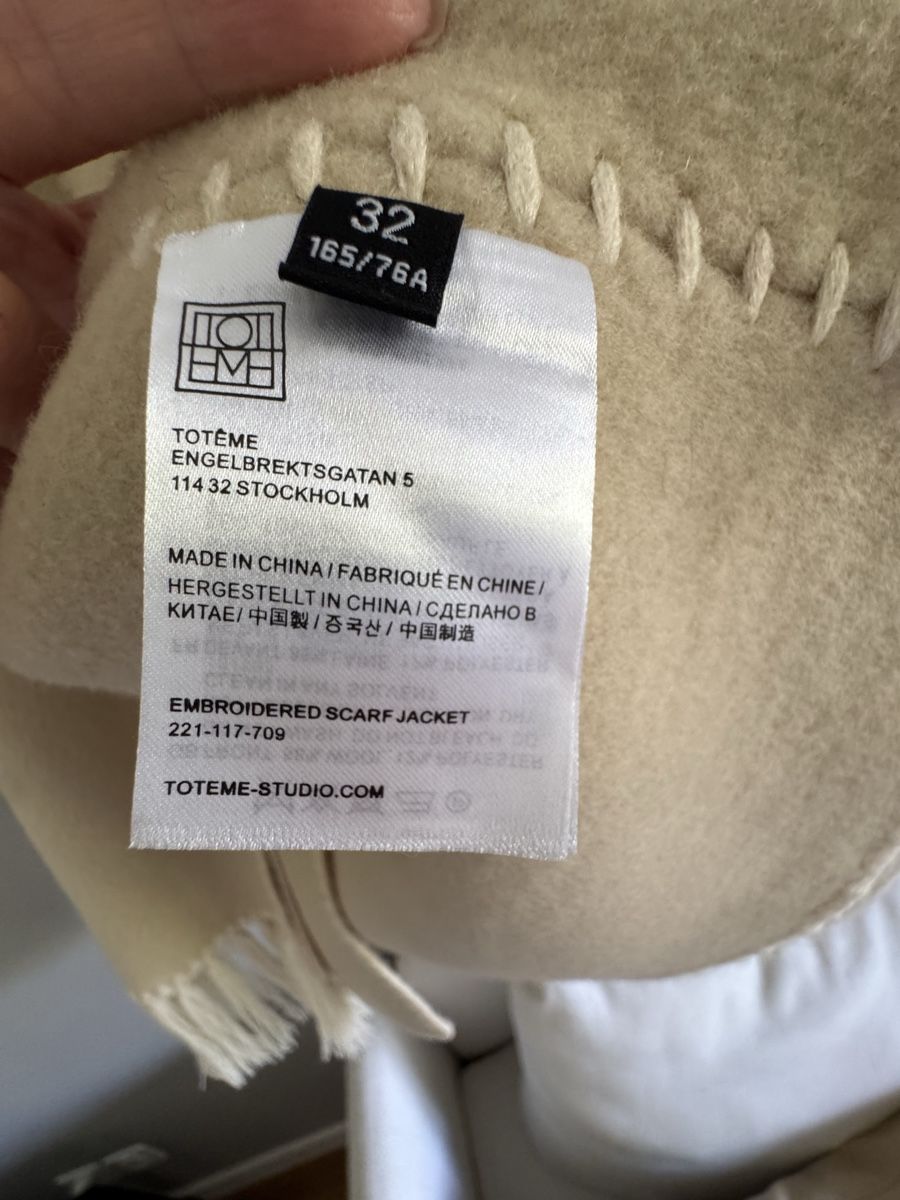 Totême Cappotti: Toteme Wool scarf caban coat – Usato da Collonge-Bellerive venduto da IFound5 4