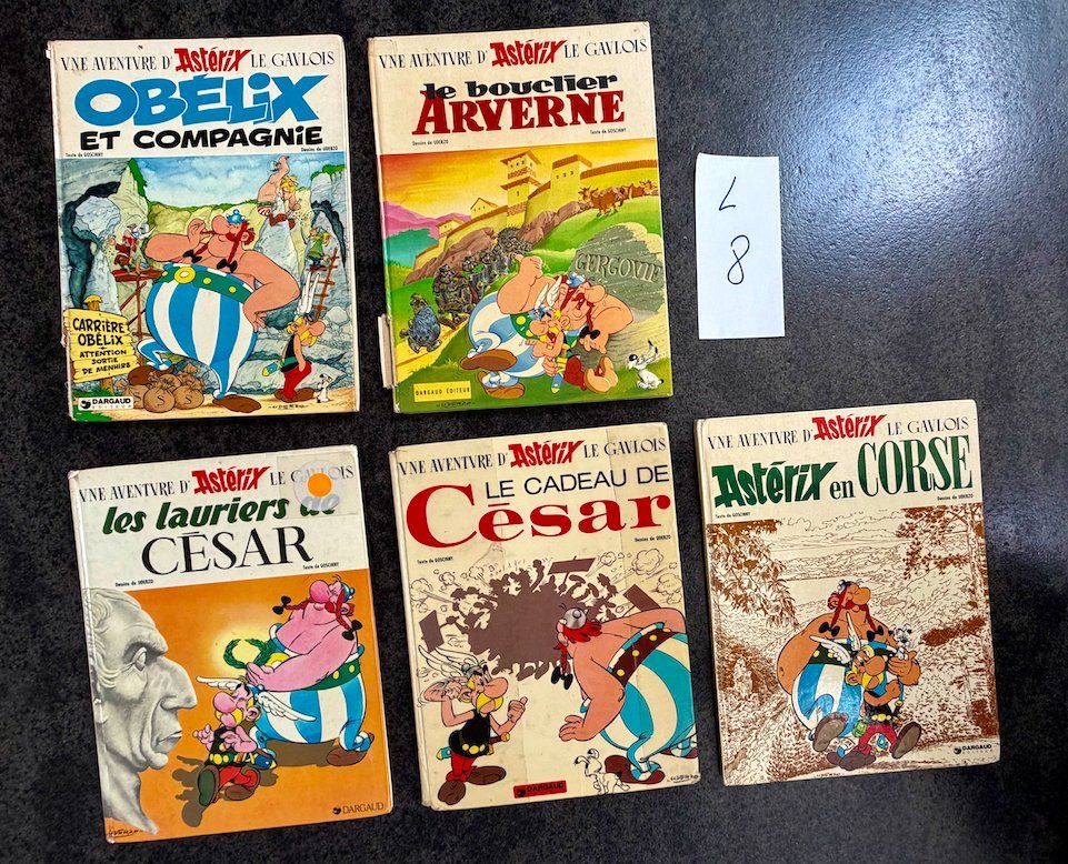 Fumetti: BD Lot N° 8 5x ASTERIX – Usato da Châtillon JU venduto da laoo