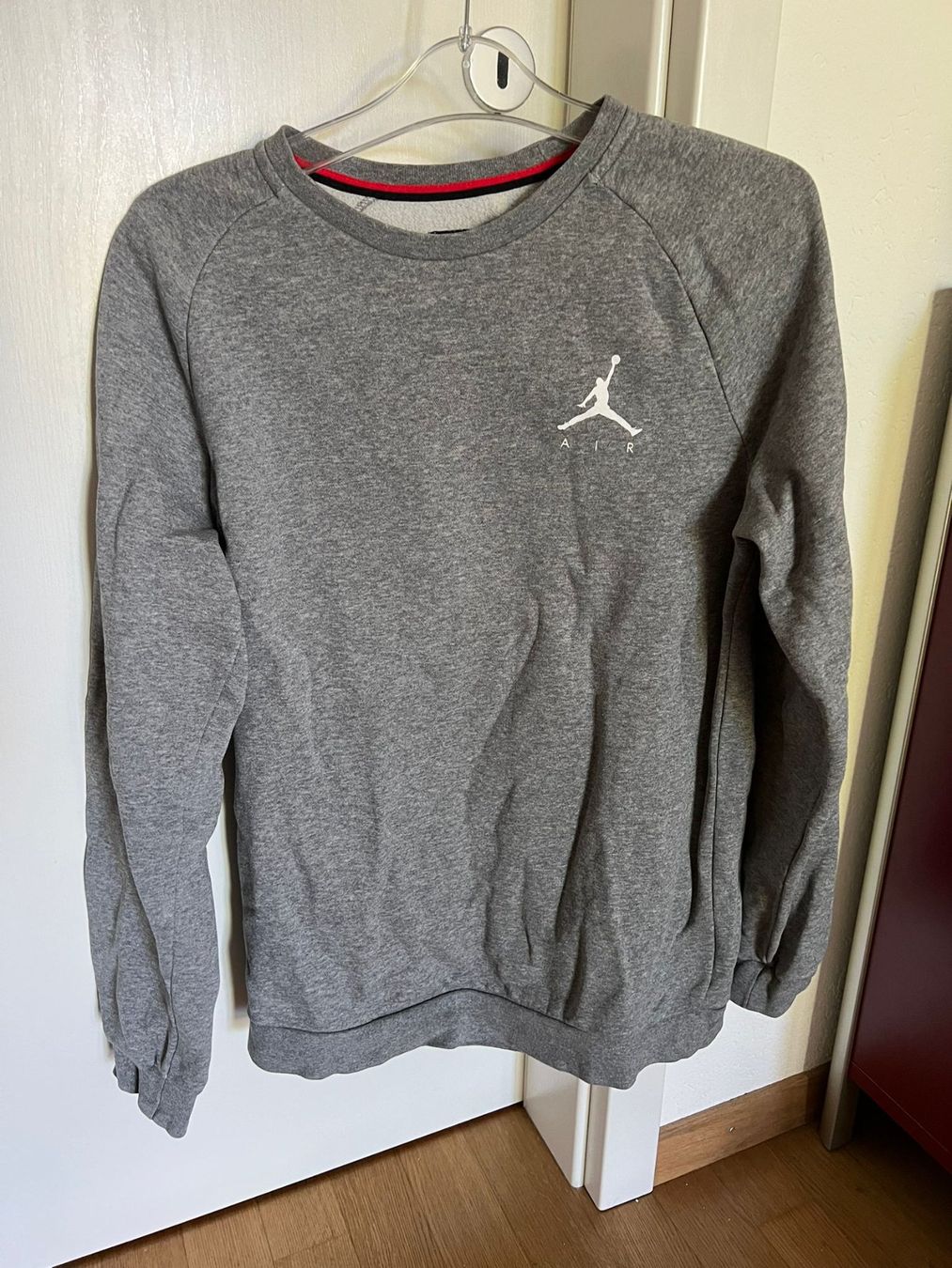 Jordan Maglioni & Felpe: Nike Jordan Sweater Size S – Usato da Hettlingen venduto da lou_c27x