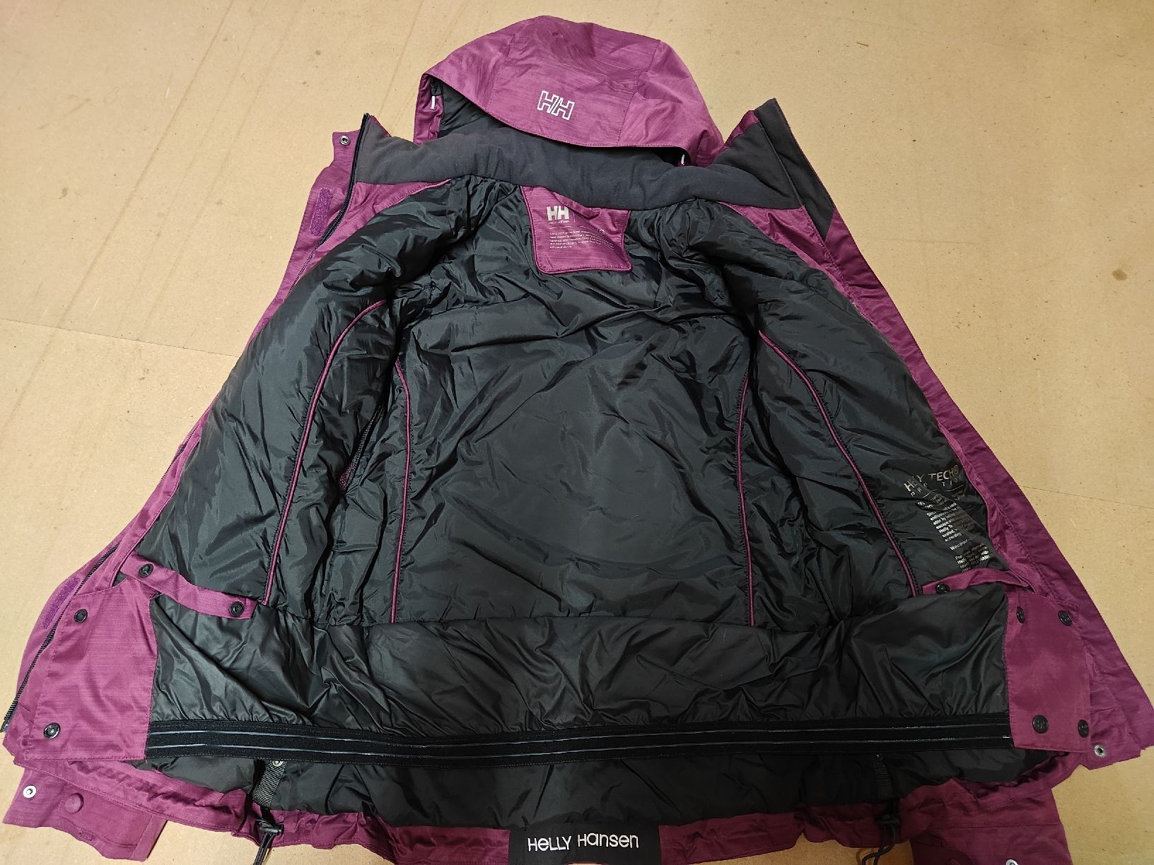 Helly Hansen Giacche: Helly Hansen Damenjacke Grösse L – Usato da Zürich venduto da luc_mf5d 4