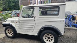 Suzuki LJ 80 V Geländewagen weiss (039)