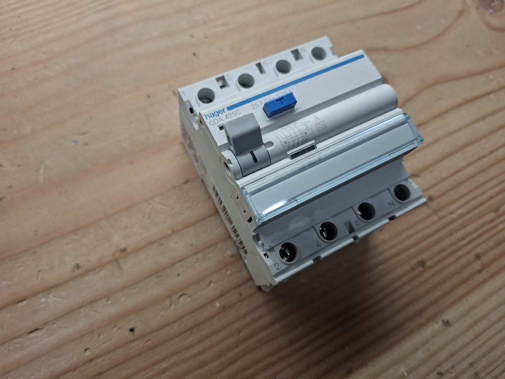 Hager Elektronikbauteile: Hager Fi CDA 425C 25A 30mA – Gebraucht aus Neunkirch von MaElekt 1