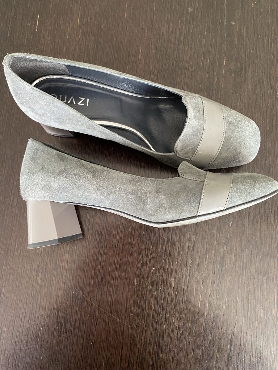 Scarpe da donna: Graue Veloursleder Pumps, Grösse41 41 – Nuovo (secondo la descrizione) da Kreuzlingen venduto da Lukma64 2