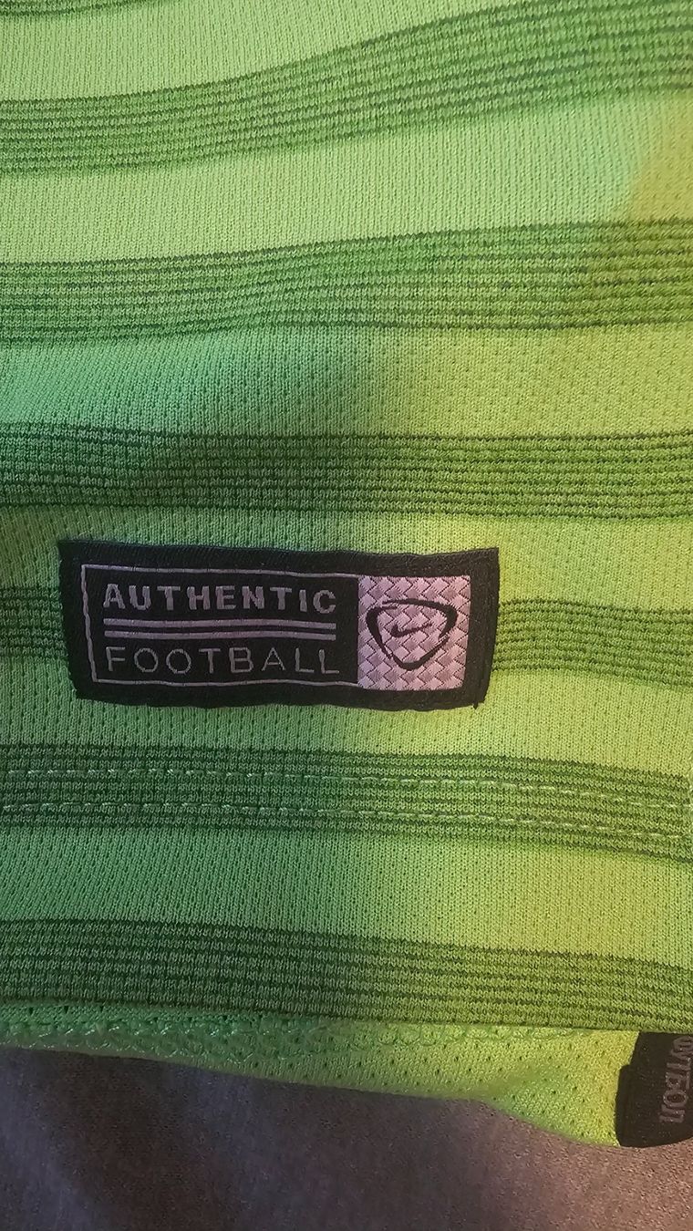 Canottiere & Pantaloni: Carlos Tevez Juventus Training signed – Usato da St-Prex venduto da sebgav 1