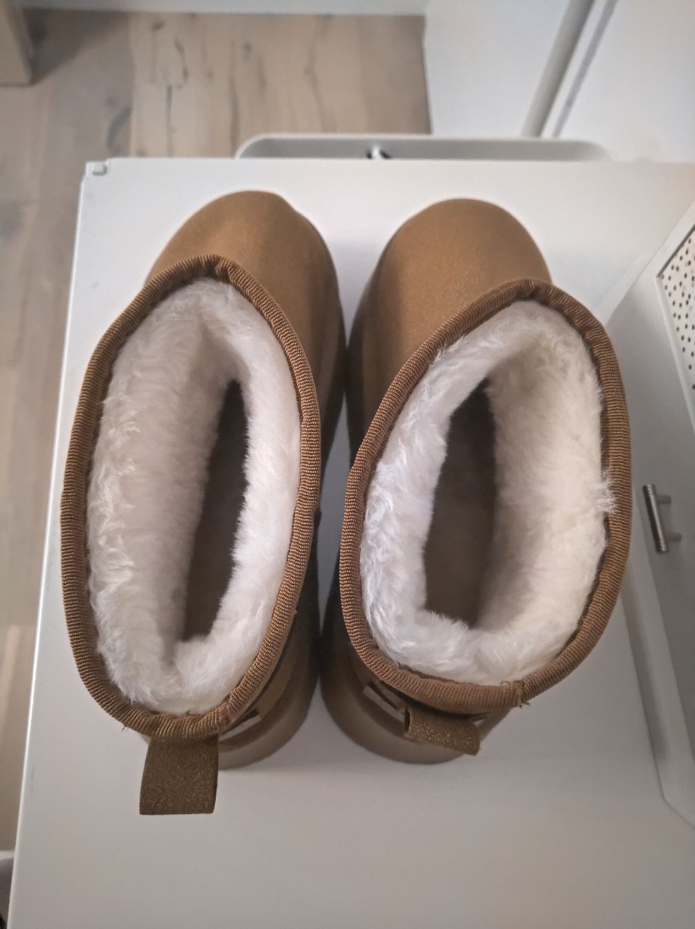 Chaussures femmes: Winterboots – Neuf (Voir description) à Salenstein par Silly...0 4