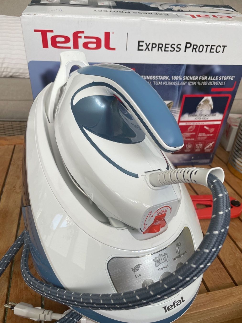 Tefal Ferri da stiro: EXPRESS PROTECT SV9202  (Ohne Verpackung) – Usato da Glattbrugg venduto da prod01
