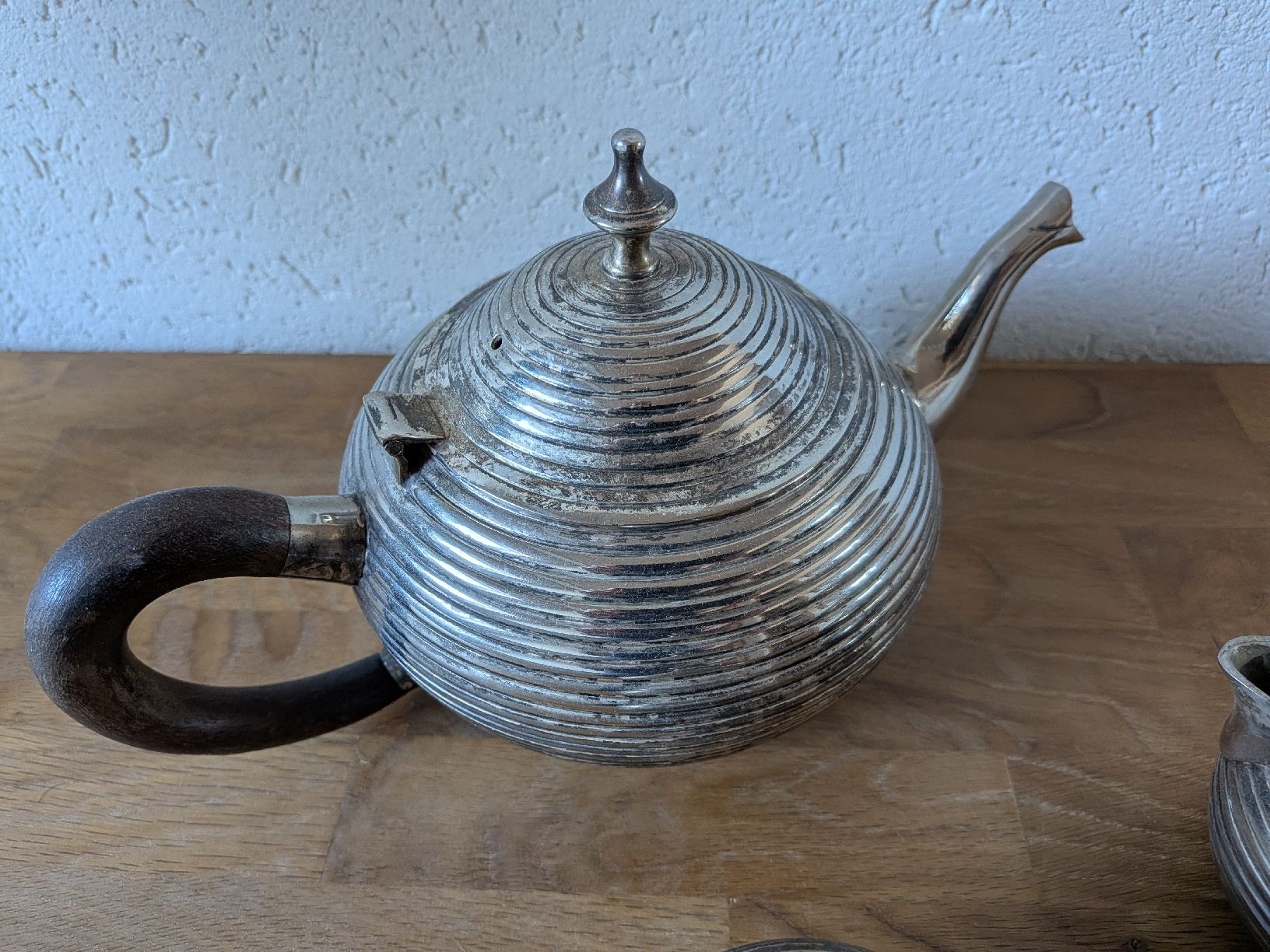Teiere: Älteres Tee-Service, 3-teilig, versilbert (?) – Usato da Emmen venduto da Luzs 1