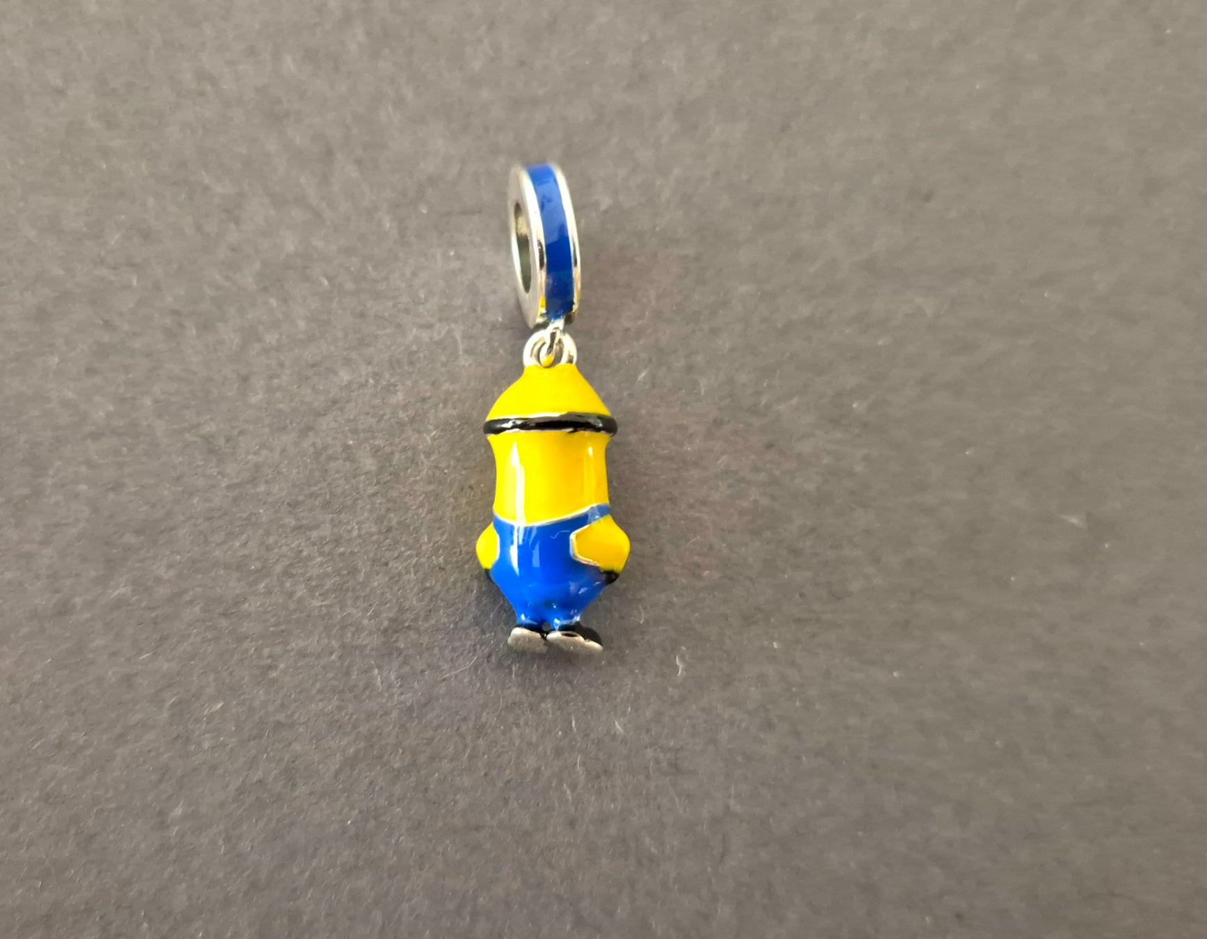 Ciondoli: Silber Charm Minion +Garantie – Nuovo (secondo la descrizione) da Rotkreuz venduto da Carbone_Bijou-Shop 2