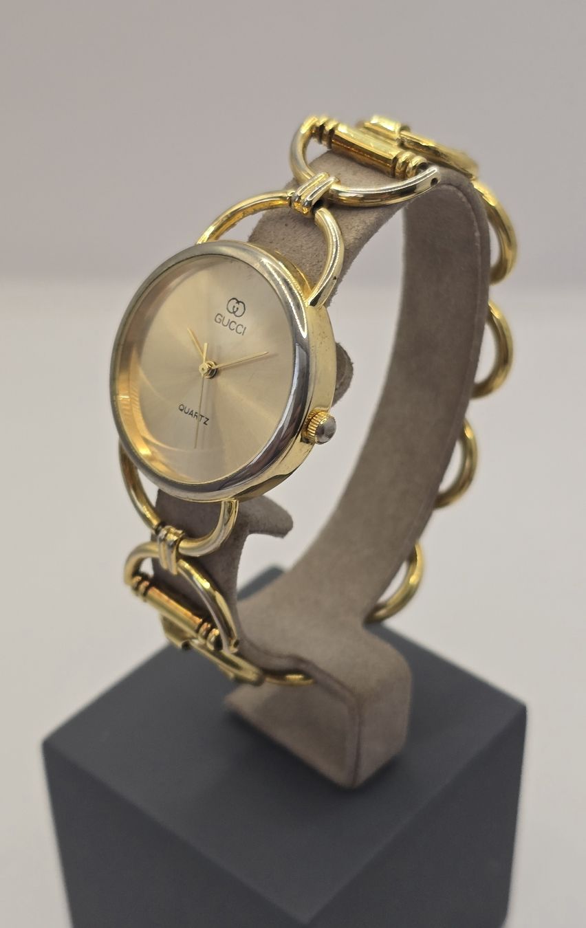 Gucci Uhren: Gucci Classic Ladies 30,2mm – Gebraucht aus Minusio von AGSuhren 3