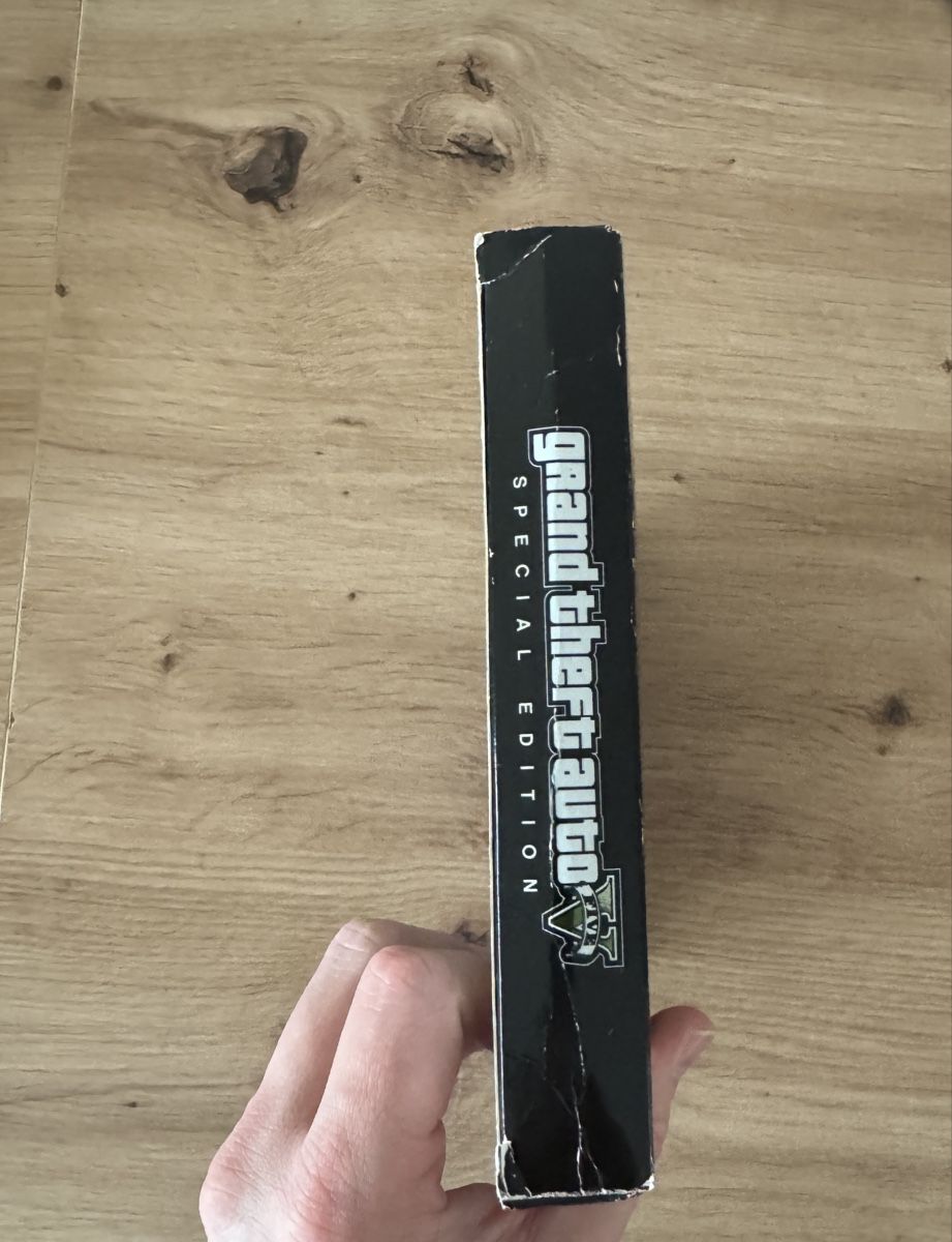 Sony Giochi: GTA V Special Edition PS3 - komplett! – Usato da Biberist venduto da etesummer 4
