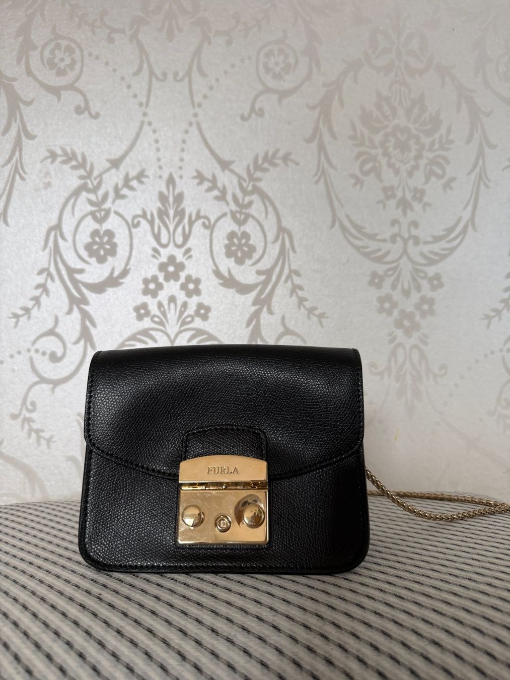 Furla Taschen für Damen: Original Furla Metropolis Mini Bag – Gebraucht aus weggis von Bubububu 1