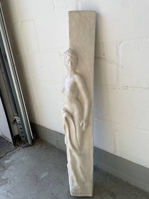 Skulpturen & Statuen: Eckskulptur von Eva Lips – Gebraucht aus Abtwil SG von N.September 3