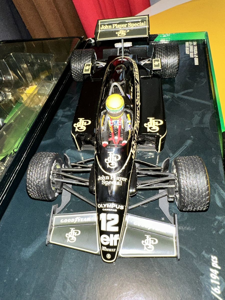 Minichamps Modellini d'auto: AIRTON SENNA – Nuovo e nell'imballaggio originale da Ecublens VD venduto da acbox2000 9