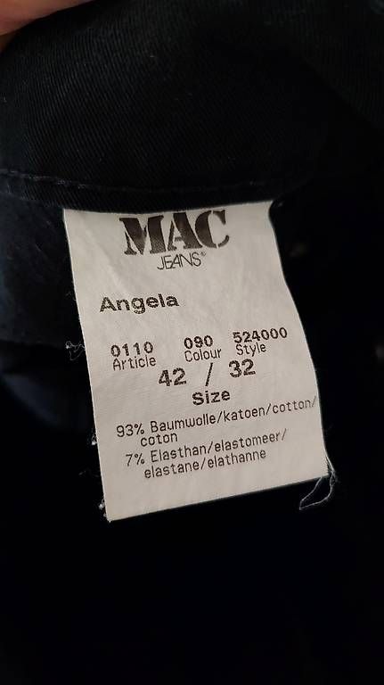 Pantaloni: Schwarze Jeanshose Gr. 42 – Usato da Beringen venduto da jam_2w5z 1