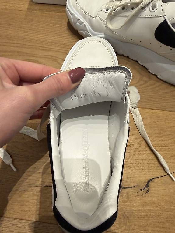 Scarpe da donna: Sneakers Alxeander McQueen, Gr. 39.5 – Usato da Lyss venduto da schaadfa 2