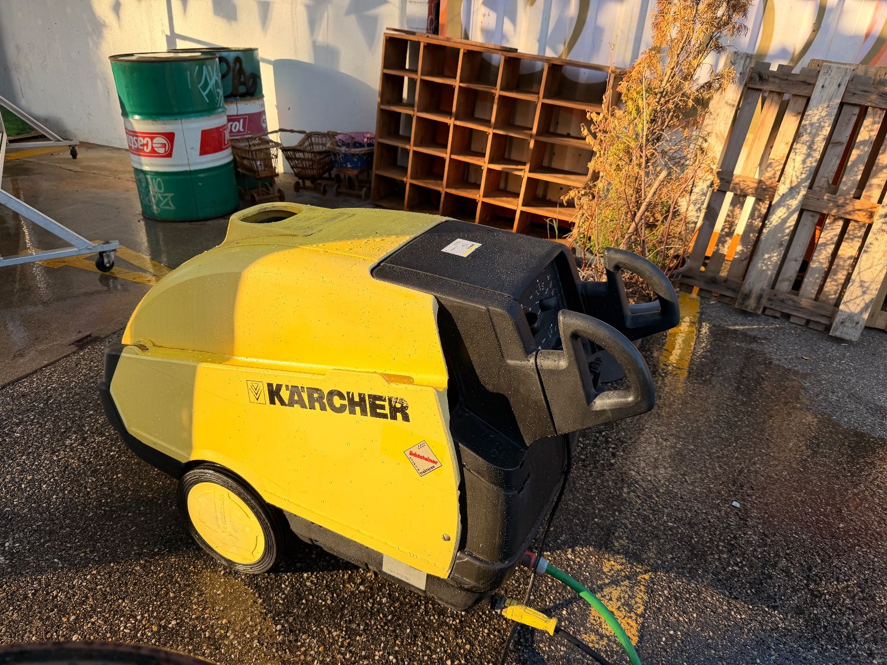 Kärcher Idropulitrici ad alta pressione: Kärcher HDS995 – Usato da Zofingen venduto da merc212