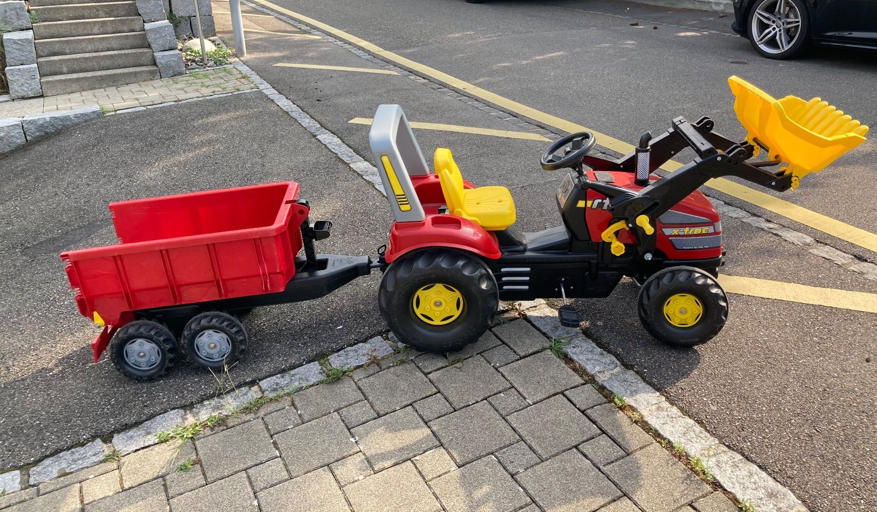 Traktoren: Kindertracktor – Gebraucht aus Pratteln von Ahorn016