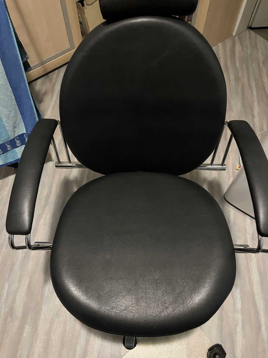 Stühle: Frisörstuhl – Gebraucht aus Neftenbach von anisha_capone 1