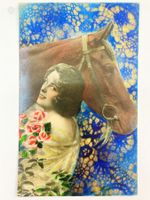 Fotopostkarte Frau mit Pferd Handkoloriert - um 1920 Antik