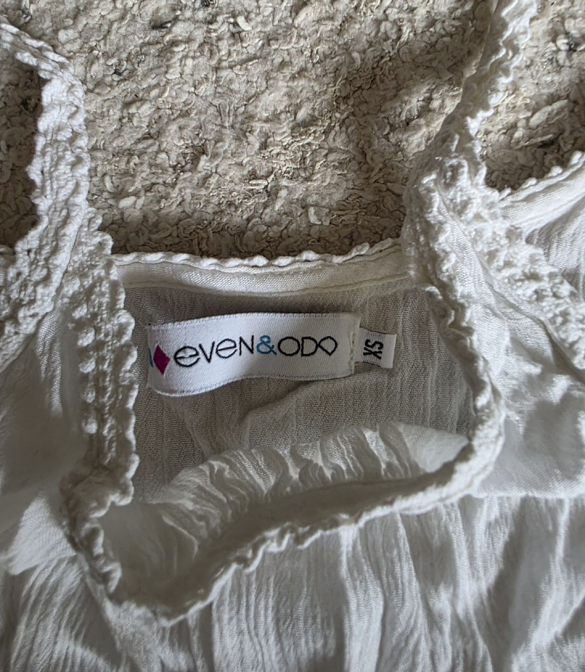 Top: Top blanc Even&Odd taille XS - jamais porté – Nuovo (secondo la descrizione) da Vevey venduto da Renka2011 1