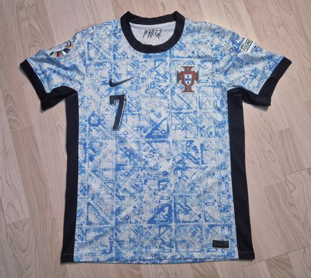 Nike 2024 Portugal Trikot Ronaldo Grösse M