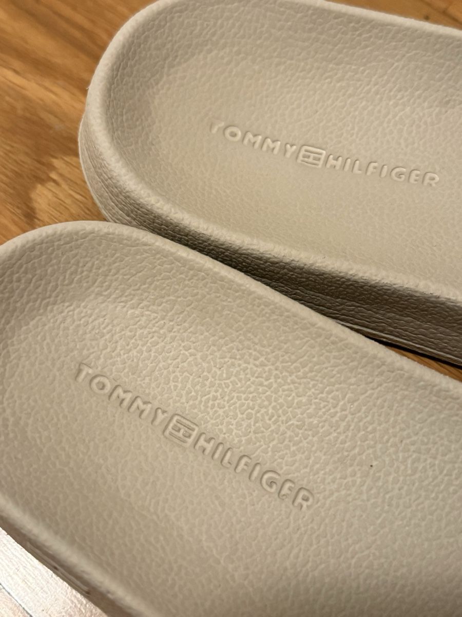 Tommy Hilfiger Damenschuhe: Tommy Hilfiger Sandalen Grösse 38. – Gebraucht aus Adliswil von StephanieAnnina 5
