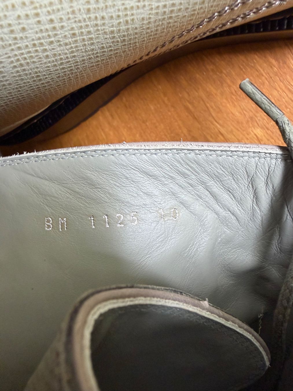 Louis Vuitton Scarpe da uomo: Louis Vuitton FW16 SHOW Sample, 2016 - EU 45 – Nuovo e nell'imballaggio originale da Bern venduto da ElevenFive 6